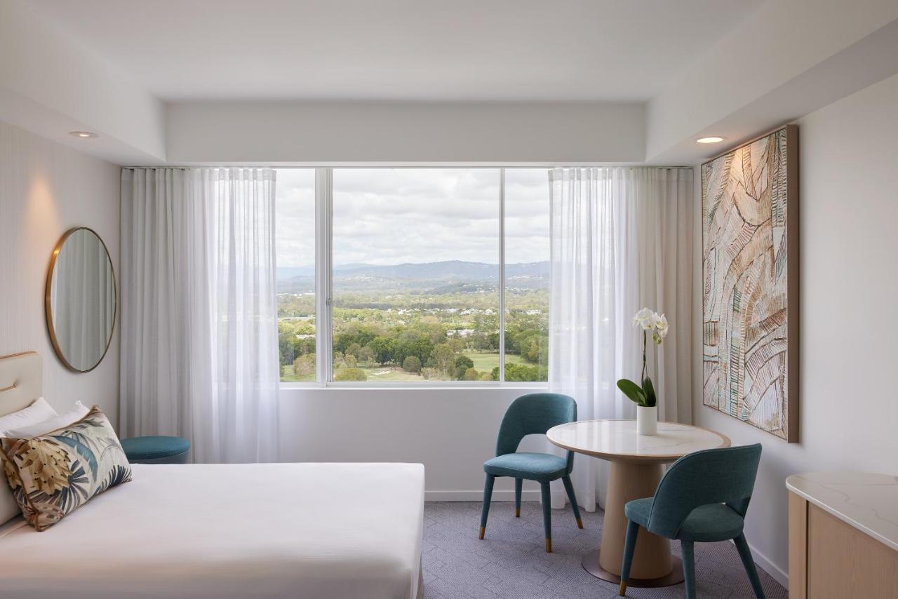 Racv 로열 파인스 리조트 골드 코스트 Benowa 외부 사진 A guest room at the hotel